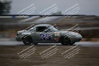media/Nov-15-2025-CalClub SCCA (Sat) [[7bfa5a7151]]/Race/Group 4/